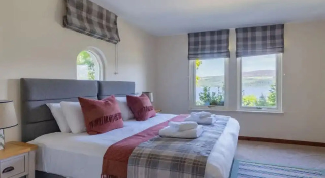 Loch Ness House Hotel