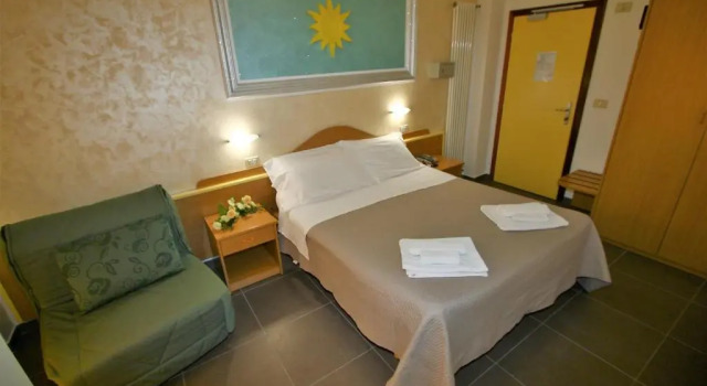 Трёхместный номер Standard с балконом Hotel De Amicis