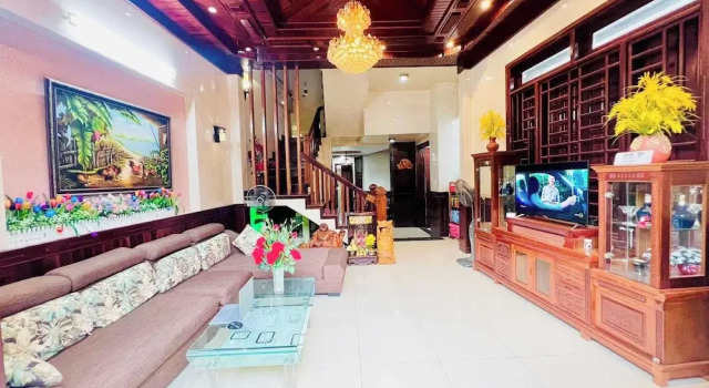 Canary Homestay, Забронировать Дом для отпуска Коттеджи Хюэ, рядом с Ngu Phung, Коттедж