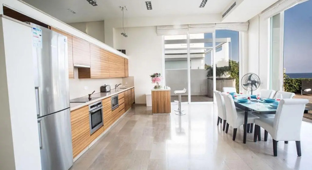 Villa Fig Tree Bay FrontlineLuxury 4BDR Sea-front Protaras Villa with Pool and Amazing views