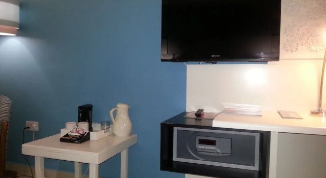 Номер Classic Peermont Metcourt Hotel