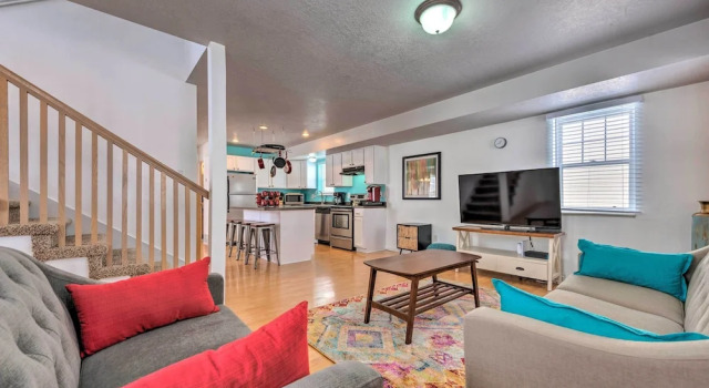 Коттедж Family-friendly Logan Farmhouse w/ Yard & Near USU