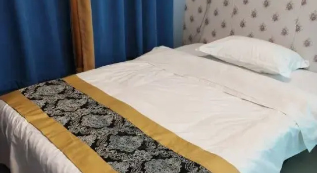 Люкс Urumqi Haizhiyue Hotel