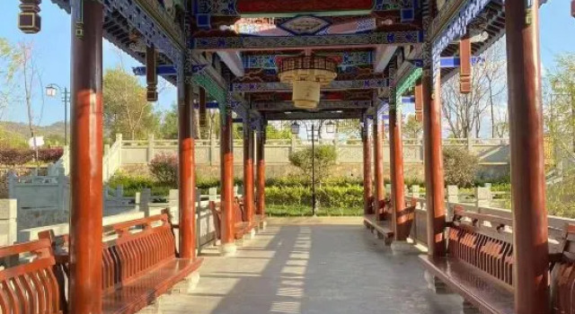 ZhenYuan Hotel, Rezervasyon Otel Weishan Yunnan