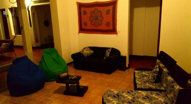 Tikay Cafe Hostel