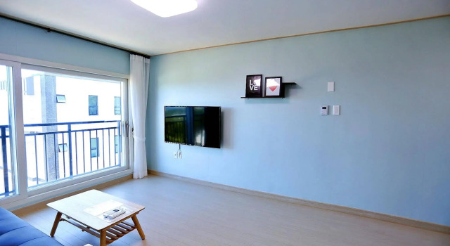 Jeju Inhouse Pension, Забронировать Гостевой дом Отели Согвипхо с парковкой, Парковка