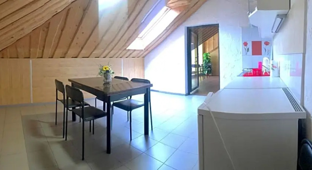 Airovita kambariai nakvynei, Boek Hotel Kretinga Klaipėda
