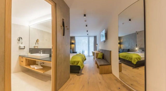 Двухместный номер Deluxe KOSIS Sports Lifestyle Hotel