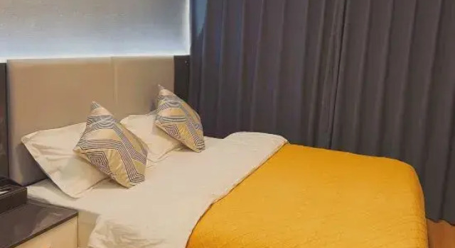 Pingdu Yueya Apartment