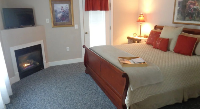 Suite Wampler House