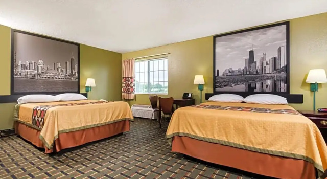 Шестиместный люкс Super 8 by Wyndham Mt. Carmel IL