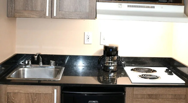 Номер Standard Suburban Studios Charlotte - Ballantyne