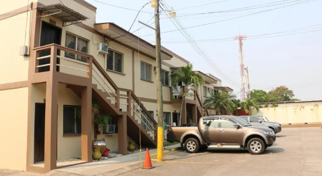 Апартаменты с балконом и с красивым видом из окна Apart Hotel Pico Bonito