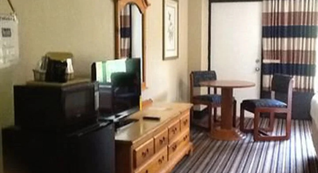Люкс SureStay Plus Hotel by Best Western Gatlinburg