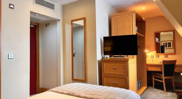 Одноместный номер Standard Beresford Hotel