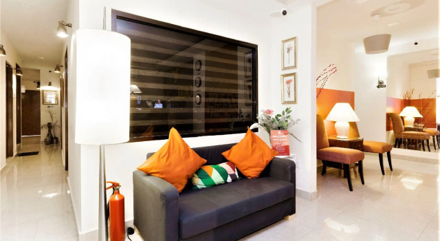 ZEN Rooms Basic Bukit Bintang, Забронировать Отель Отели Куала-Лумпура с парковкой, рядом с Dinner In The Sky Malaysia, Парковка