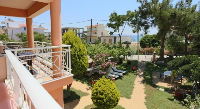 Студия Lafeyra Apartments