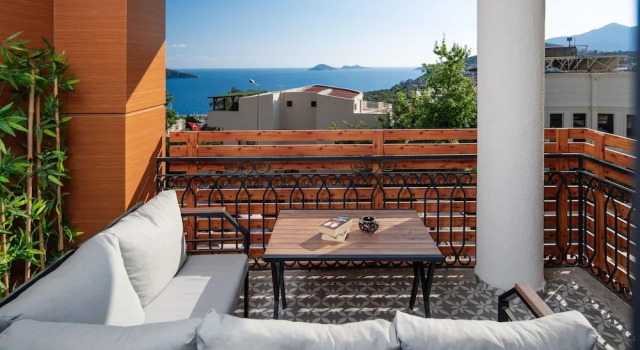 Люкс Comfort с балконом Lupia Suites