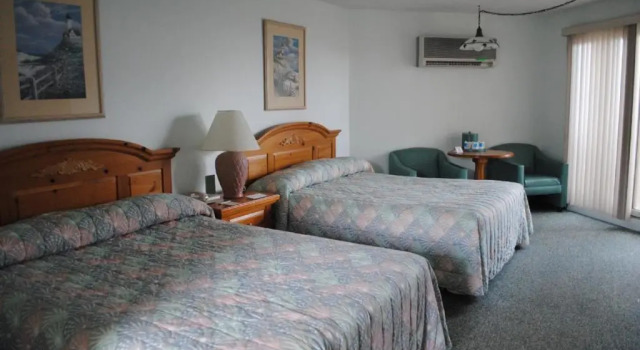 Четырёхместный номер Standard Windswept Motel