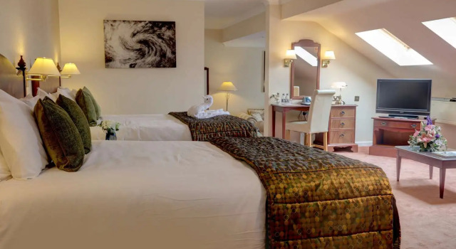 Четырёхместный люкс Best Western Plus Bentley Hotel & Spa
