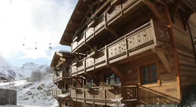 Chalet exclusif 12 pers. skis aux pieds 70041