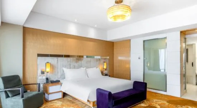 Двухместный люкс Superior Tianjin Binhai Rezen Hotel
