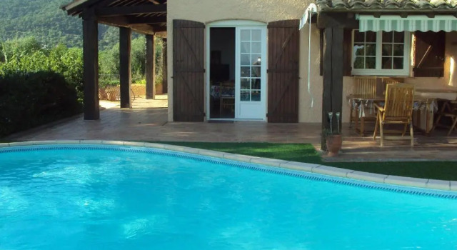 Villa de 3 chambres avec vue sur la mer piscine privee et jardin clos a Cavalaire sur Mer a 1 km de la plage