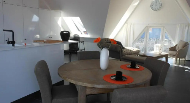 Апартаменты Holiday Home Ieper Market Square