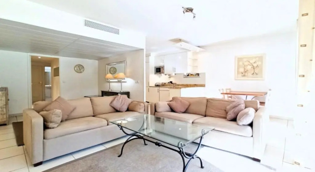Viva Riviera -14 Avenue Isola Bella, Забронировать Отель Отели Канн с бассейном, рядом с Le Croisette Casino Barriere de Cannes, Бассейн