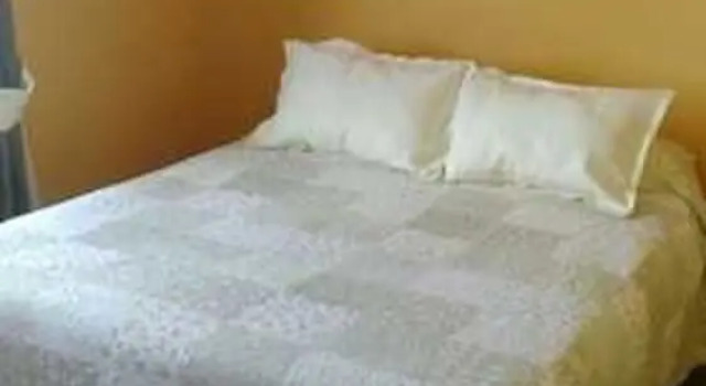 Cabañas Punta Arenas, Prenota Hotel Hotel a Los Lagos con parcheggio, Parcheggio