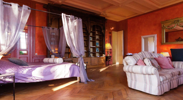 Romantic stay in a medieval castle with pool and restaurant among others, Book Castle Hotels in Vergnelibert with a Pool, Swimming Pool