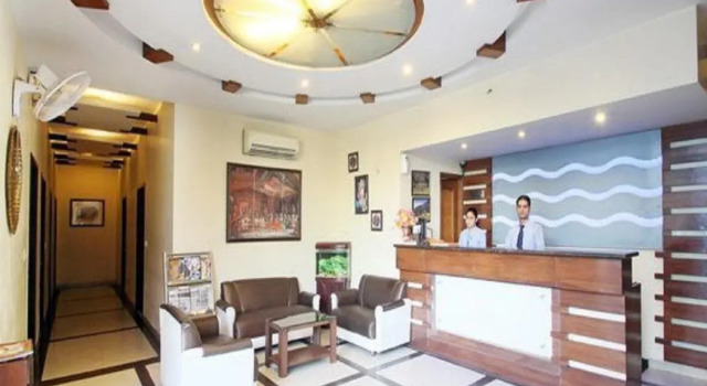 Hotel Sarovar Regency