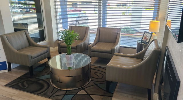 Best Western Orange Plaza