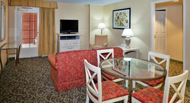Люкс Holiday Inn Chantilly - Dulles Arpt Area by IHG