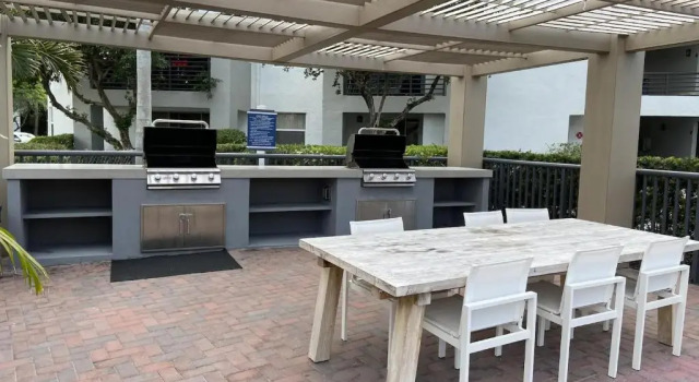 Апартаменты Dharma Home Suites Dania Beach at Sheridan Ocean Club