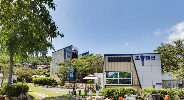 Gyeongju Joyang Pension, Забронировать Отель Отели провинции Кёнсан-Пукто с парковкой, Парковка