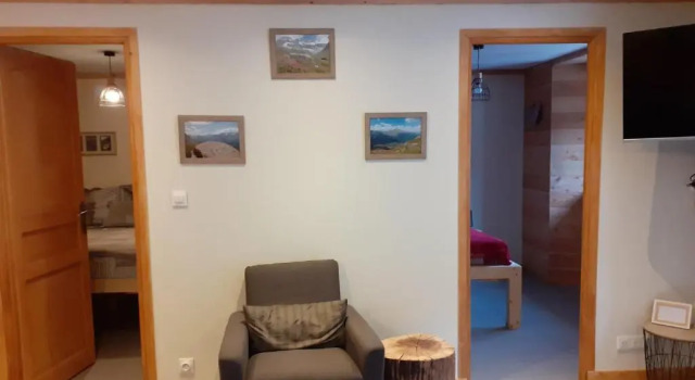 Appartement chaleureux avec wifi de 10 personnes à Val-Cenis, Забронировать Апартаменты/квартира Ланлебур-Мон-Сени Val Cenis, рядом с Горнолыжный подъемник Пон де Шевр