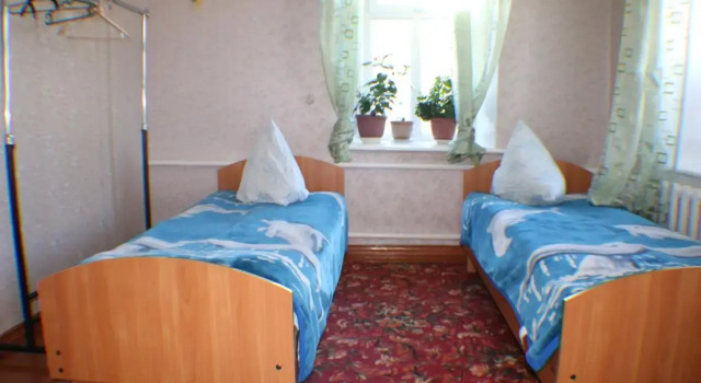 Hostel Ilbirs, Book Hostel / Vandrerhjem Hostels i Issyk-Kul Region, Hostel / Vandrerhjem