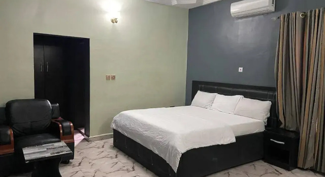 Luna Apartment