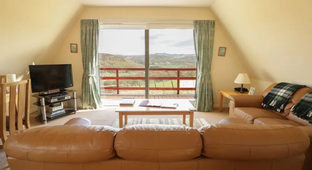 Highland Glen Lodge 3, Rezervați Hotel Rogart Highlands