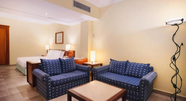 Люкс Diplomatic Swiss Inn Resort Hurghada