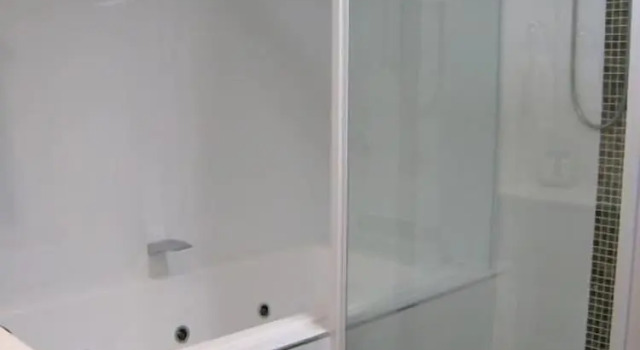 Апартаменты Standard c 1 комнатой с балконом и с видом на озеро Albacore Apartments