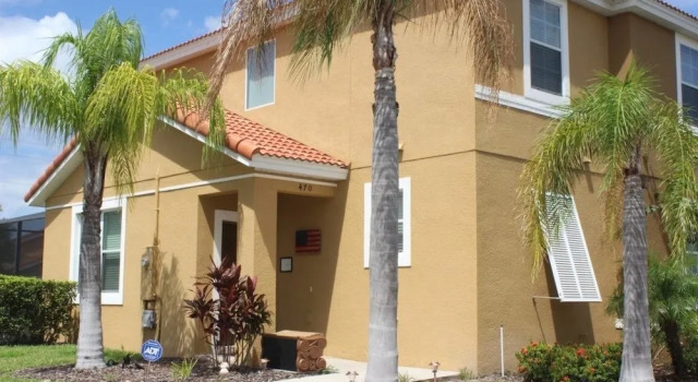 ACO FAMILY – 4 bd TOWNHOME WITH POOL (1515)