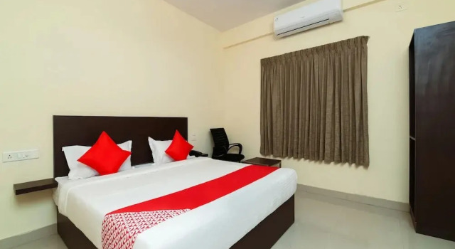 Akshara Suites By OYO Rooms, Rezervovat Hotel Hotely v Andhra Pradesh s parkováním, Parkování