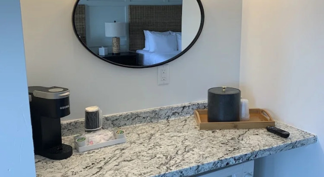 Четырёхместный номер Deluxe с видом на океан Grand View Hotel