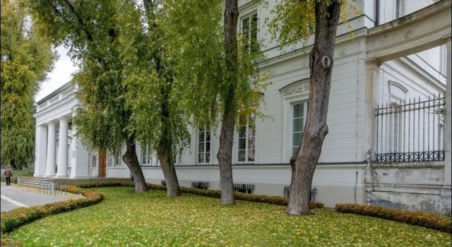 P&O Apartments Center, Забронировать Апартаменты/квартира Отели Варшавы с парковкой, рядом с ОРКО Тауэр, Парковка
