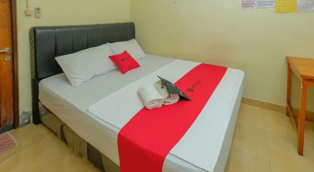 RedDoorz Syariah Near Taman Murjani 2