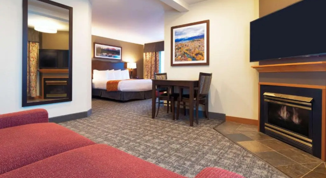 Люкс Best Western Rocky Mountain Lodge