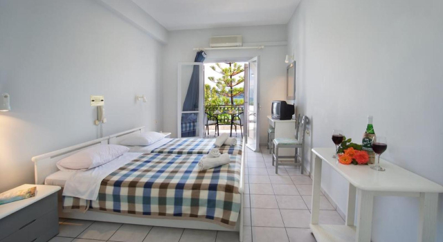 Hotel Athina, Забронировать Отель Каравомилос Кефалония