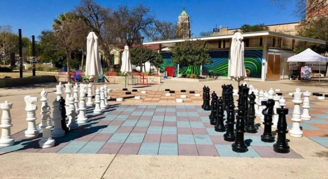 Коттедж Stylish & Spacious Comfort 4br/3ba Downtown Gem!